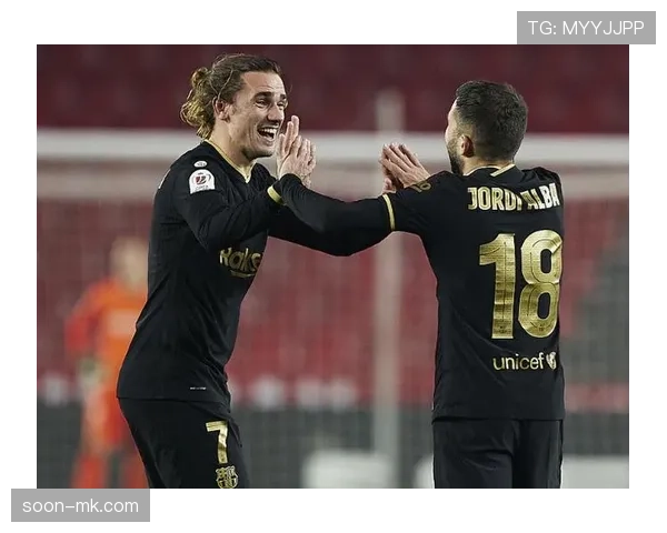 科曼战术适配性分析：打造球队最佳阵容配置的新趋势与方法解析