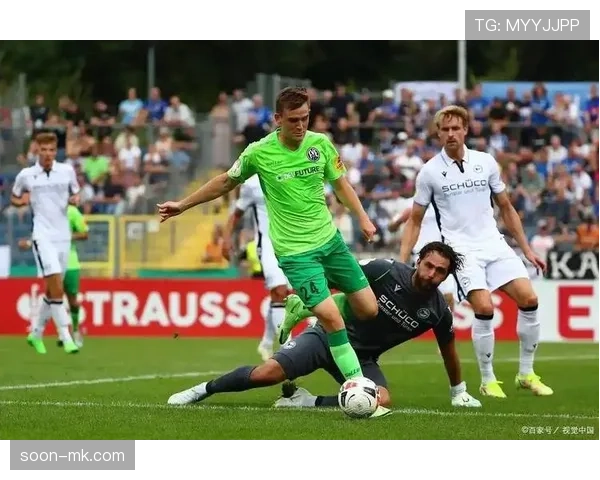 米特罗维奇本赛季英超表现稳健,状态回暖值得关注 米特罗维奇本赛季英超表现稳健,状态回暖值得关注